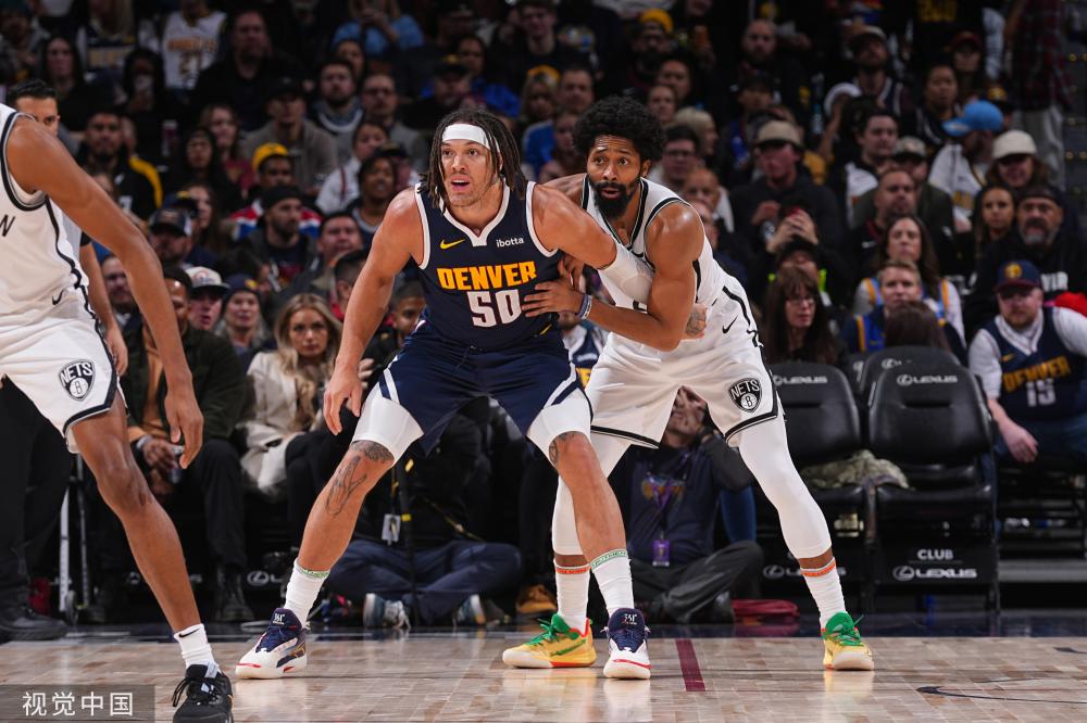 和马兹拉维 和马兹拉维