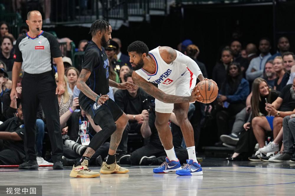 和他一起打 和他一起打