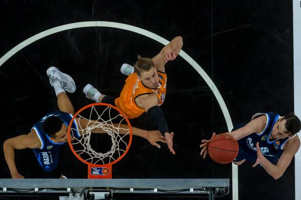 两支世界著 两支世界著